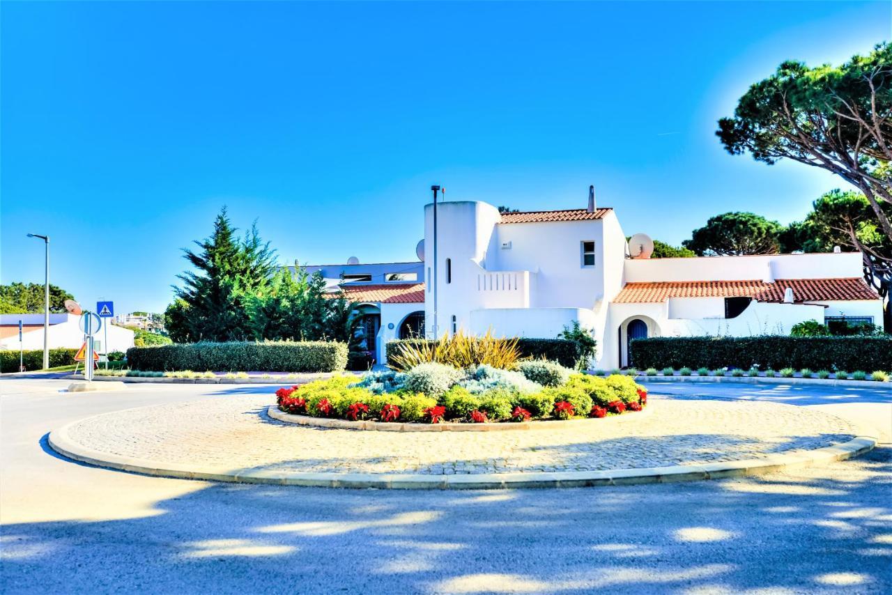 B * Vale do Lobo